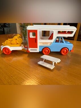 1973 Hasbro Romper Room Weebles Camp-About